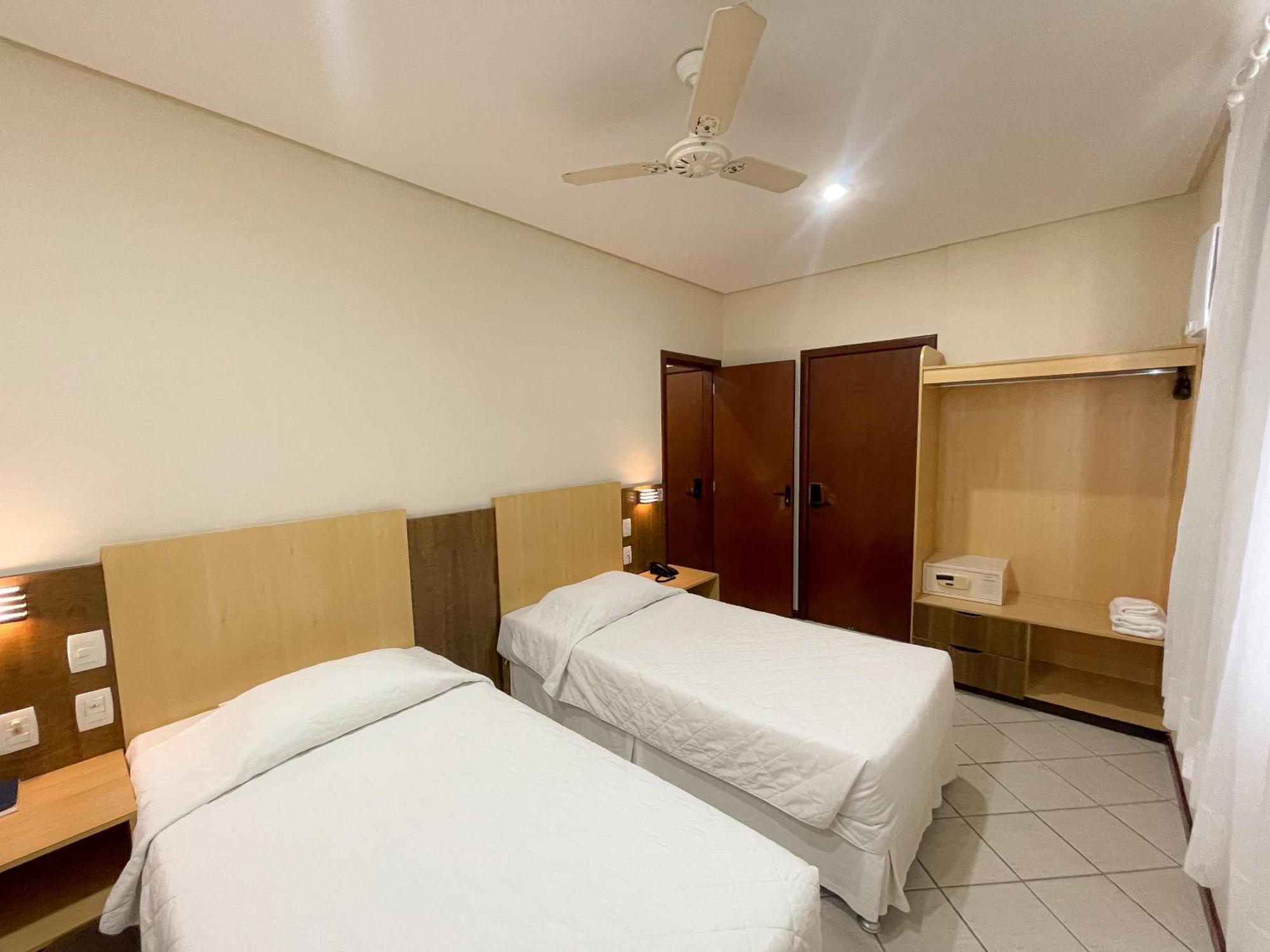 Hotel Plaza Mar วีลา เวลยา ภายนอก รูปภาพ